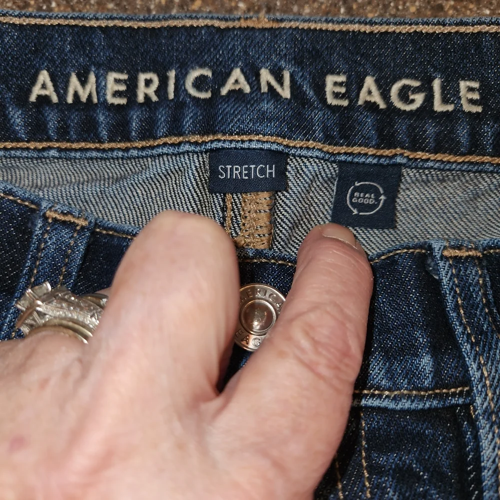 American Eagle Super High Rise Ankle Straight Dark Wash Size 00 Short Stretchy